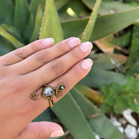 Tourmalinated Quartz Ring